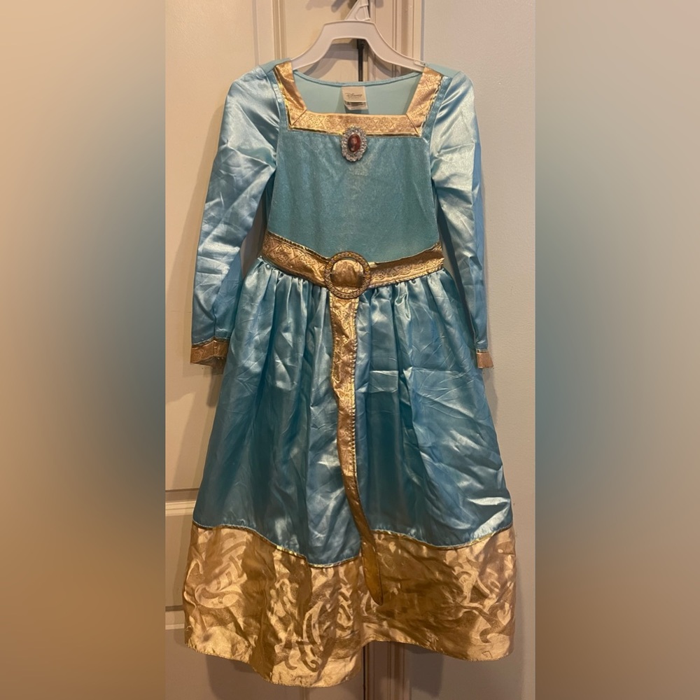 Size 5/6 Merida Disney Store Princess Dress Costume